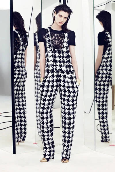 Look 11
